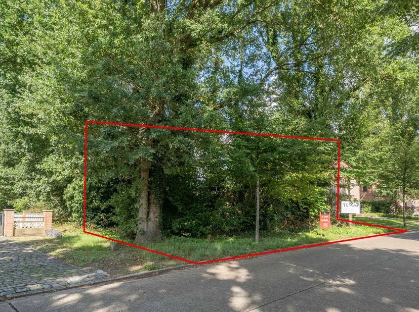 Grond te koop in Geraertsstraat .,
                    3600 Genk