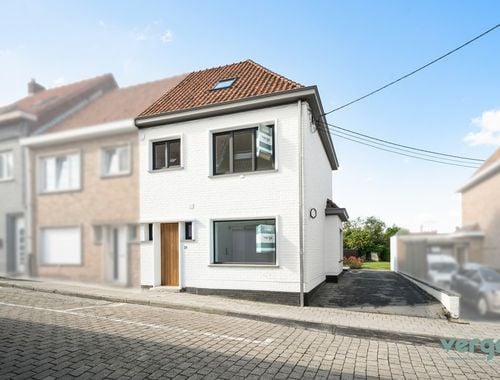                                         Woning te koop in Zwevegem, € 390.000
