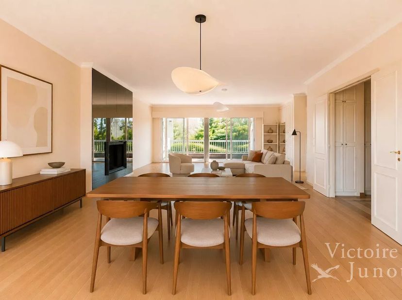 Observatoire, prachtig penthouse met 3 slaapkamers, terrassen, garages<br />
In de zeer gewilde wijk Statuaire / Observatoire, een prachtig doorlopend