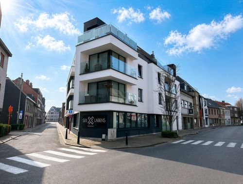                                        Bureaux à louer à Torhout, € 1.000

