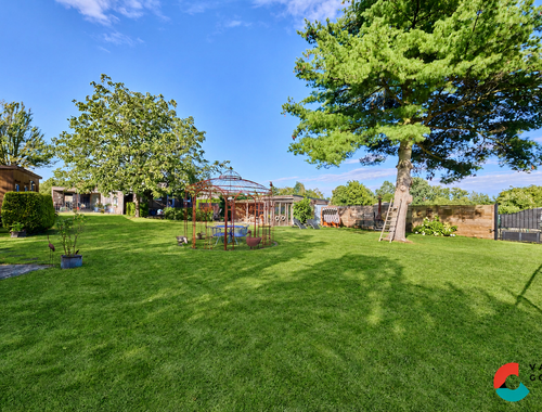                                         Bed and breakfast te koop in Lommel, € 523.000
