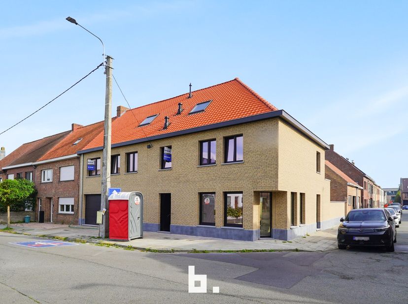 Maison à vendre à Emiel Coolslaan 2,
                    8480 Eernegem