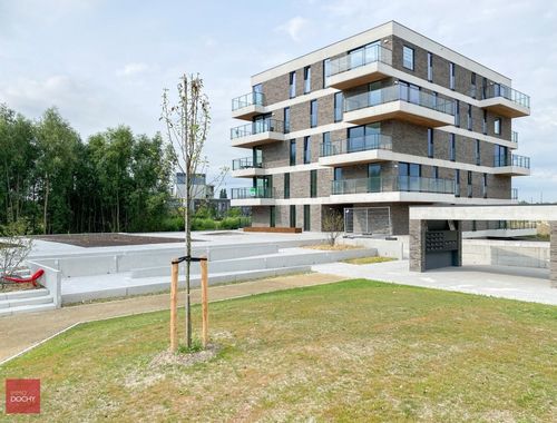                                         Appartement à louer à Harelbeke, € 950

