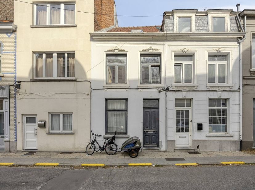 Huis te koop in Gebroeders Verhaegenstraat 22,
                    2800 Mechelen