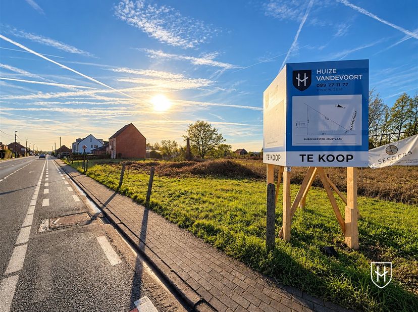 Grond te koop in Burg Henrylaan 75,
                    3650 Rotem
