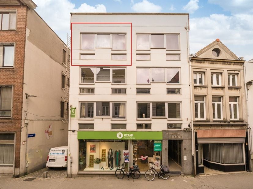 Appartement te huur in Onze-Lieve-Vrouwestraat 53-55 bus 301,
                    2800 Mechelen