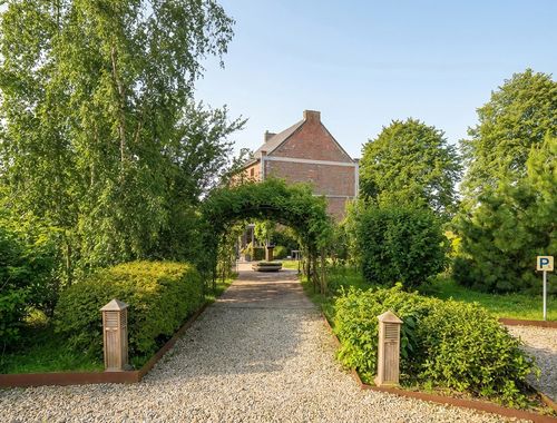                                         Herenhuis te koop in Mainvault, € 550.000
