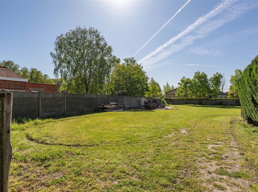 Terrain à vendre
                    à 8700 Schuiferskapelle