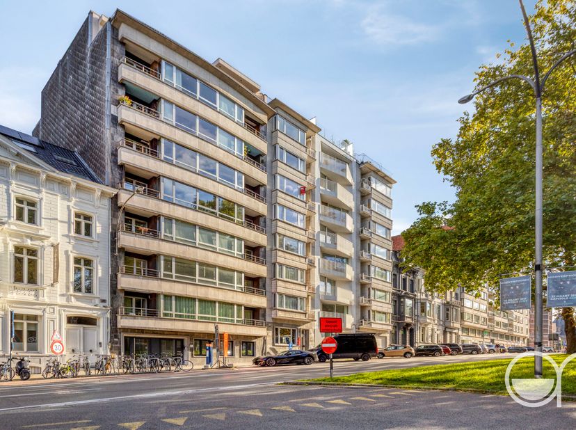 Appartement te koop in Charles de Kerchovelaan 51,
                    9000 Gent