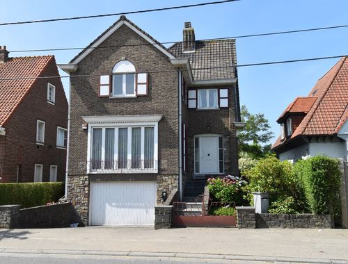                                         Woning te huur in Kortrijk, € 1.200
