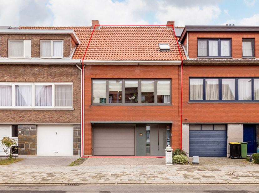 Maison à vendre à Pierre van Gehuchtenstraat 35,
                    2180 Ekeren