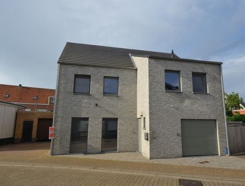                                         Eengezinswoning te huur in Maldegem, € 1.040
