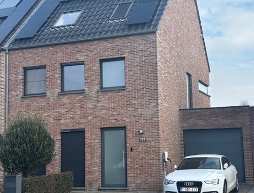                                         Huis te koop in Minderhout, € 535.000

