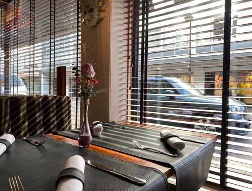                                         Bien commercial à louer à Waregem, € 1.600
