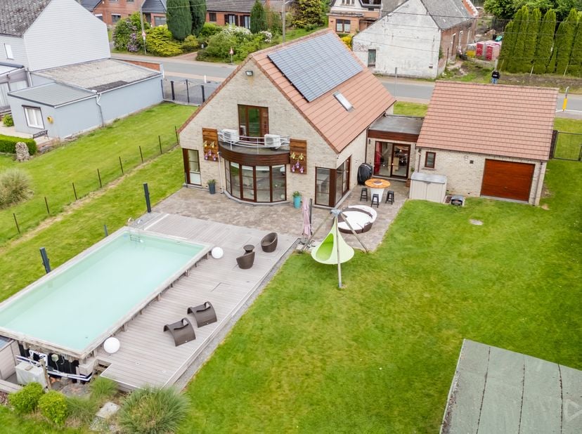 Huis te koop
                    in 7080 Sars-la-Bruyere