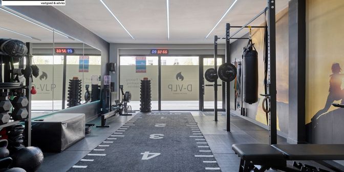 Bien professionnel à vendre à Nieuwerkerken Dorp 5, 9320 Nieuwerkerken