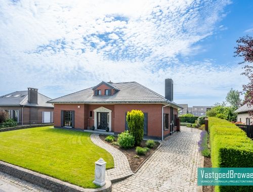                                         Villa te koop in Elst, € 440.000
