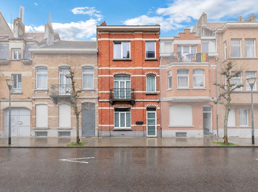 Huis te koop in Weeshuisstraat 25,
                    1070 Anderlecht