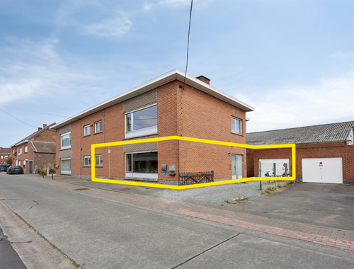                                         Appartement à vendre à Moerbeke, € 195.000
