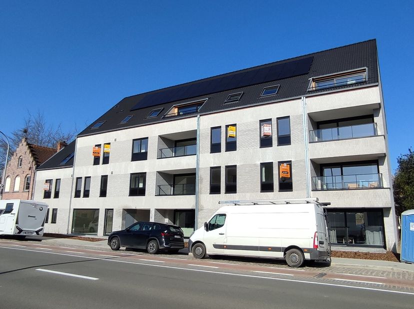 Appartement à vendre
                    à 8200 Sint-Andries