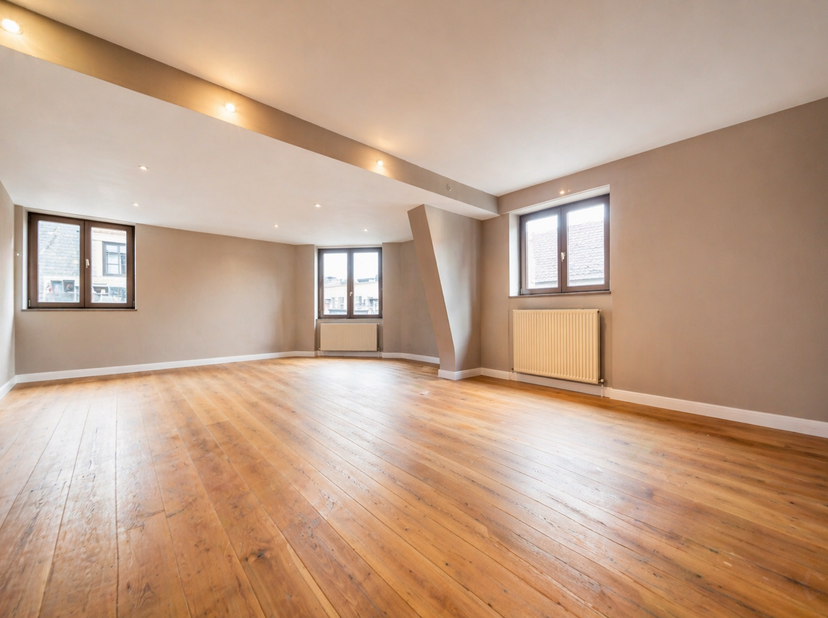 We Invest Ixelles a le plaisir de vous présenter ce bel appartement plein de charme, idéalement situé au cœur de Bruxelles à deux pas de la Grand Plac