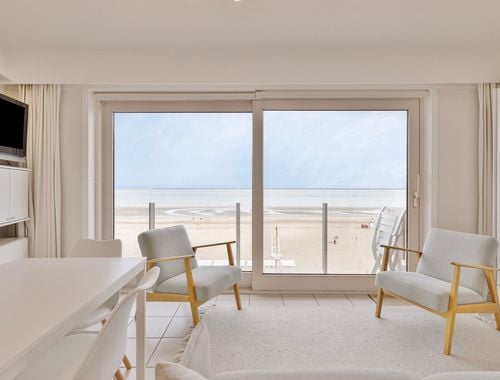                                         Studio te koop in Sint-Idesbald, € 230.000
