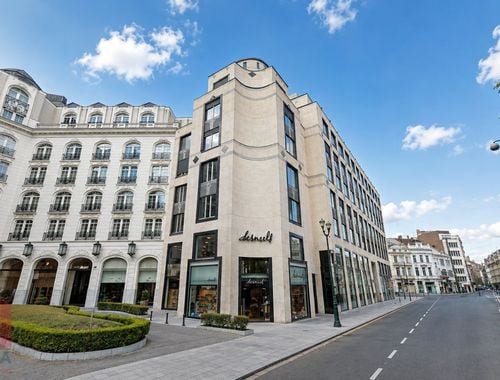                                         Bureaux à louer à Bruxelles, € 57.203
