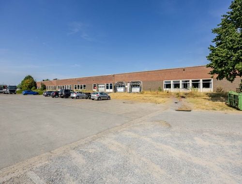                                         Bâtiment d’entreprise à vendre à Tongeren, € 1.160.000
