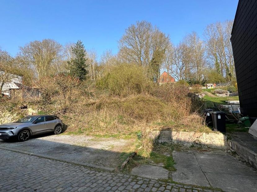 Pont-à-Celles à vendre, dans une rue en cul de sac et calme, un terrain à bâtir d'une largeur de 12 m, orientation NE, pouvant accueillir une maison b