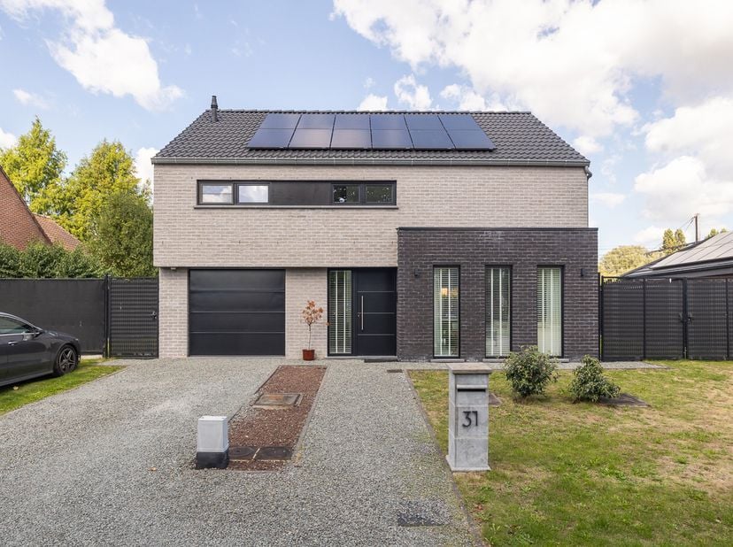 Maison à vendre à Goudvinklaan 31,
                    2070 Zwijndrecht