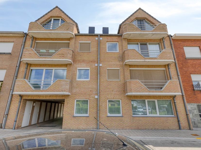 Appartement à vendre
                    à 9470 Denderleeuw