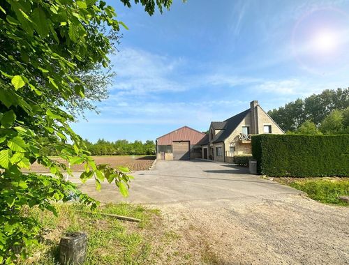                                         Villa te koop in Sint-Kruis, € 950.000
