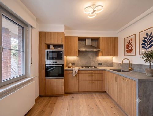                                         Woning te koop in Lotenhulle, € 285.000
