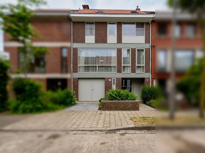 Maison à vendre
                    à 2640 Mortsel