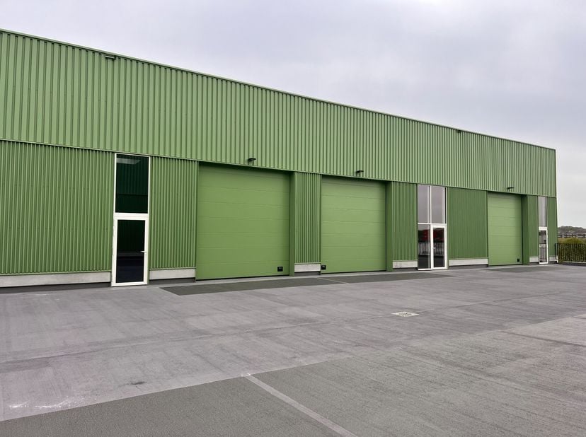 De laatste KMO-unit op Westgate is in verkoop, wees er snel bij.<br />
Op zoek naar een nieuwe KMO-unit op 2 minuten rijden van de ring rond Brussel?