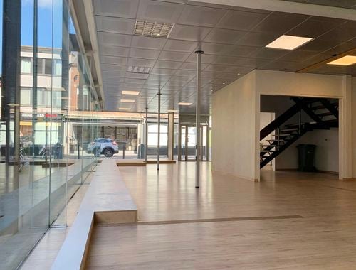                                         Commerce à vendre à Herentals, € 349.000
