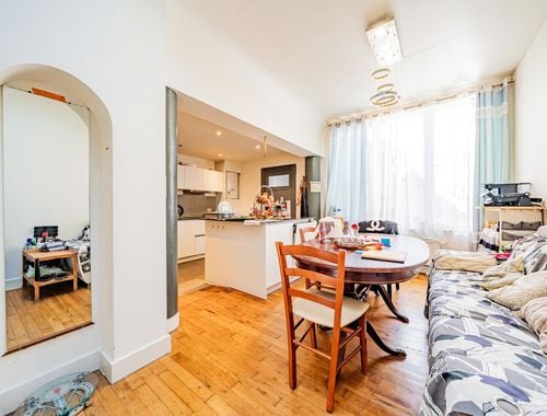                                         Appartement à vendre à Evere, € 299.000

