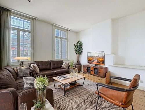                                         Usage mixte à vendre à Sint-Niklaas, € 449.000
