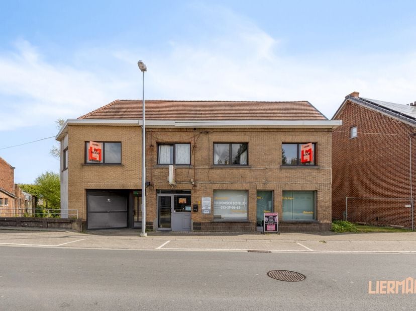 Appartement te koop in Dorent 19,
                    9420 Burst