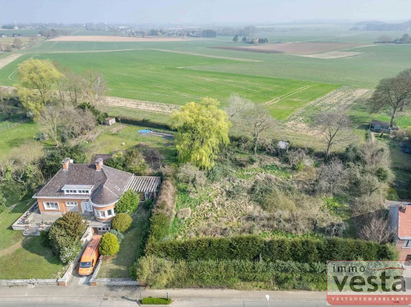 Terrain à vendre
                    à 3401 Waasmont