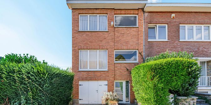 Huis te koop in Rue Hector Denis 67, 6032 Mont-sur-Marchienne
