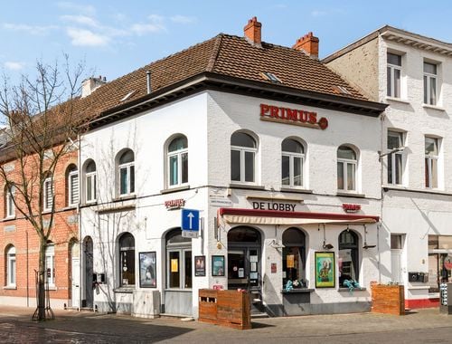                                         Gemengd gebruik te koop in Merksem, € 279.900
