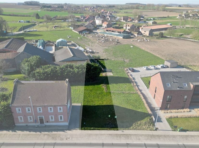 Terrain à vendre
                    à 3870 Heers