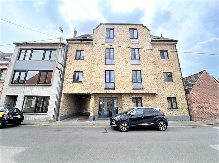 Appartement à louer
                    à 9220 Hamme