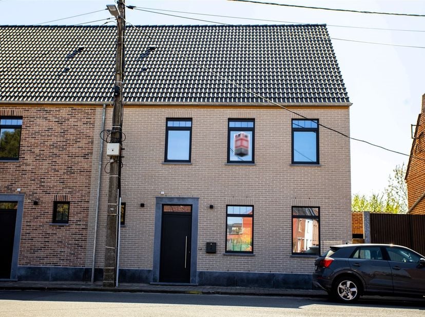 Maison à louer à Rue de la Liberté 111 boîte b,
                    7540 Rumillies