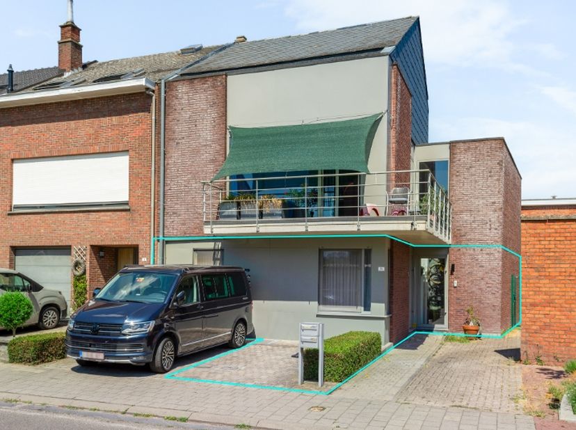 Zeer gunstig gelegen gelijkvloersappartement&amp;nbsp; in een straat zonder doorgaand verkeer!&amp;nbsp; Dit appartement bevindt zich op wandelafstand van het