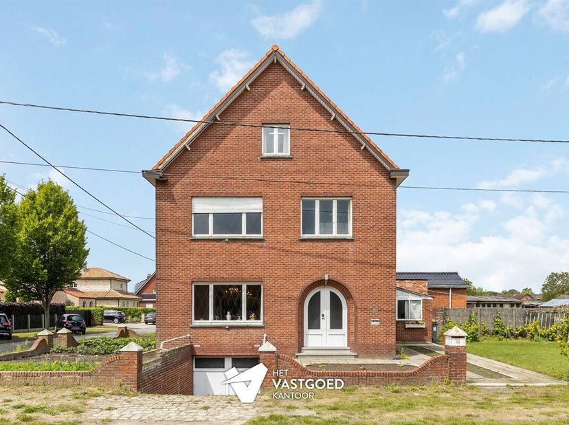 Maison à vendre
                    à 2400 Mol