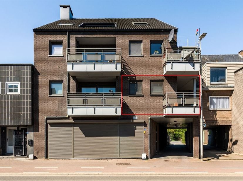 Instapklaar appartement met 2 slaapkamers in Maasmechelen<br />
Op zoek naar een comfortabel appartement of een interessante investering? Dit verzorgd
