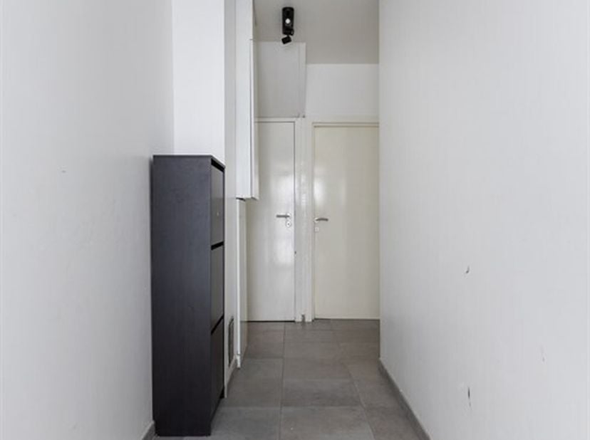 Unieke woning met 2 appartementen, tuin en terras op toplocatie<br />
Op de geliefde Jules Moretuslei vindt u deze volledig gerenoveerde woning, inger