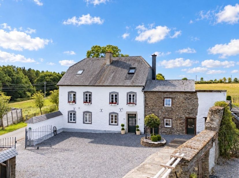 Huis te koop in Rue de Rouvroy 9,
                    6670 Limerlé